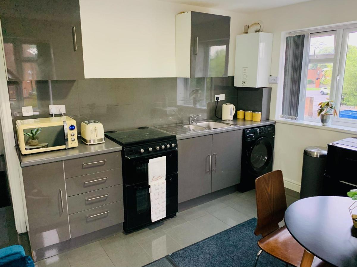 Modern & Cosy 2-Bed Apartment Near Nec, Airport & Jlr! Birmingham Eksteriør bilde