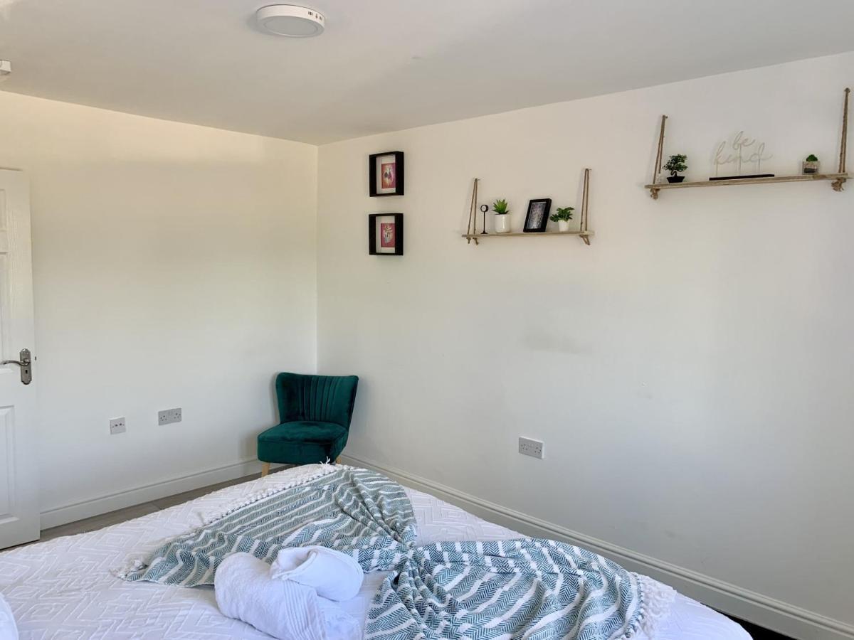 Modern & Cosy 2-Bed Apartment Near Nec, Airport & Jlr! Birmingham Eksteriør bilde